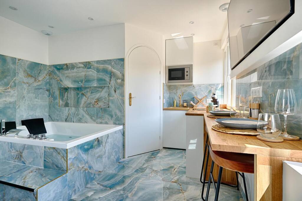 Welcome To Santorini Montgeron Exterior photo